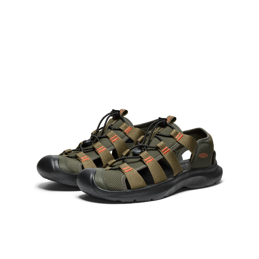 Men's Seanik H2 Sandal - Pair Angle Image