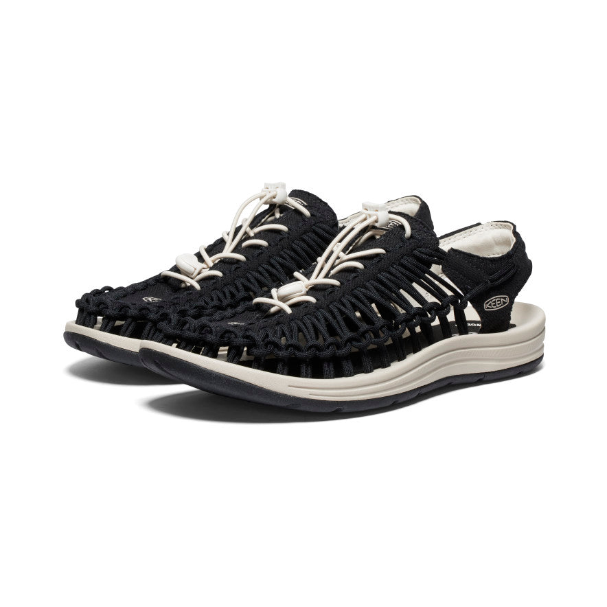 Men's UNEEK Canvas - Pair Angle Image