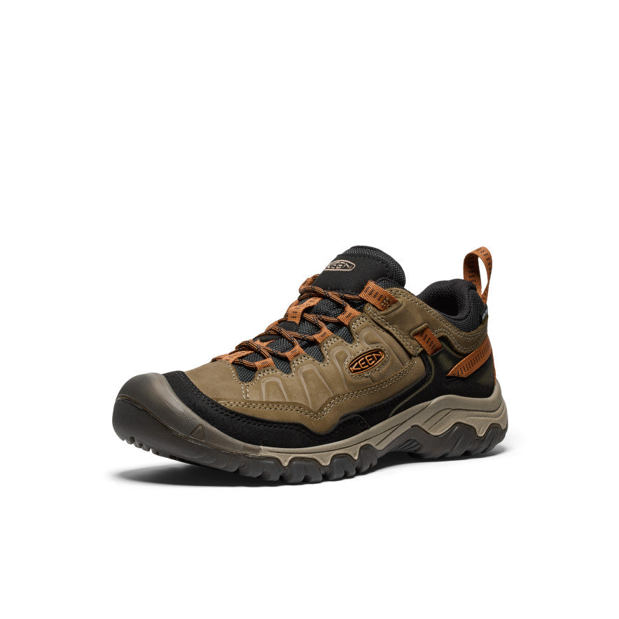 Men's Targhee IV Wide Waterproof Hiking Shoe - Angle Image