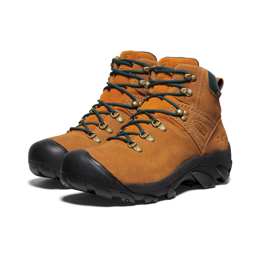 Men's Pyrenees Waterproof Boot x Leave No Trace - Pair Angle Image