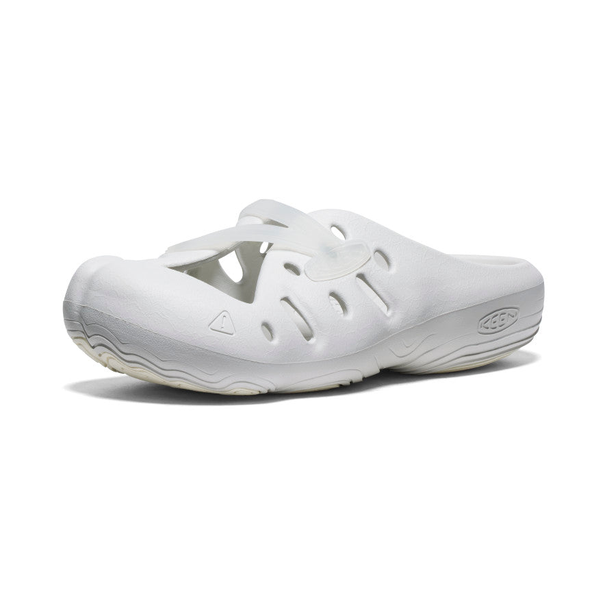 All Gender Yogeez Clog - Angle Image
