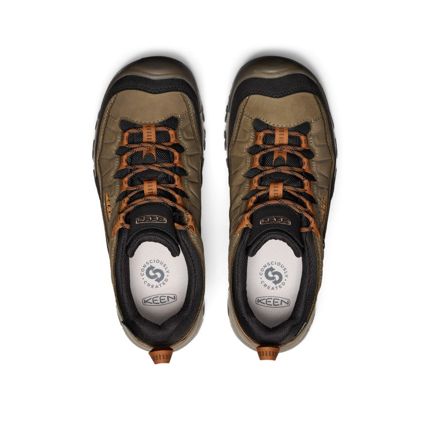 Men's Targhee IV Wide Waterproof Hiking Shoe - Pair Angle Image