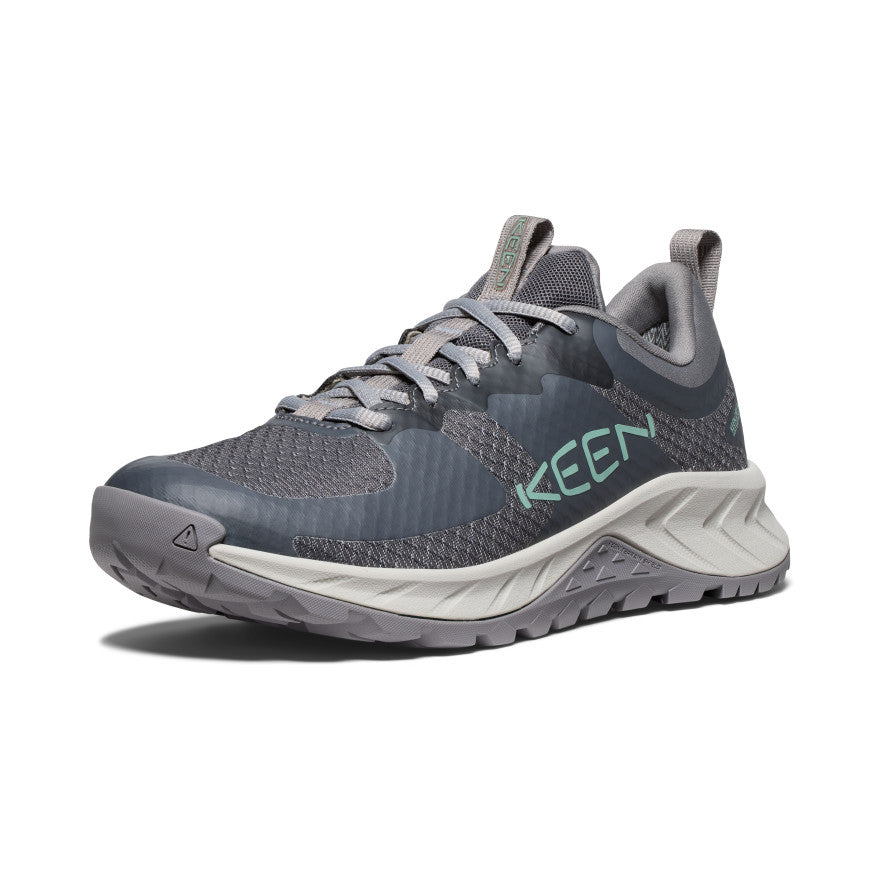 Women's Versacore Waterproof Shoe - Angle Image