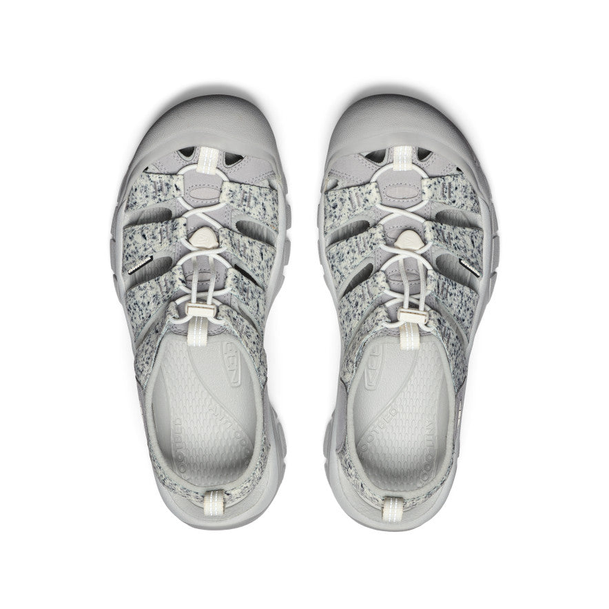 Men's Newport Retro - Pair Angle Image