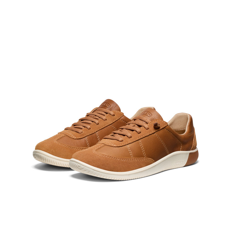 Women’s KNX T-Toe Sneaker - Pair Angle Image