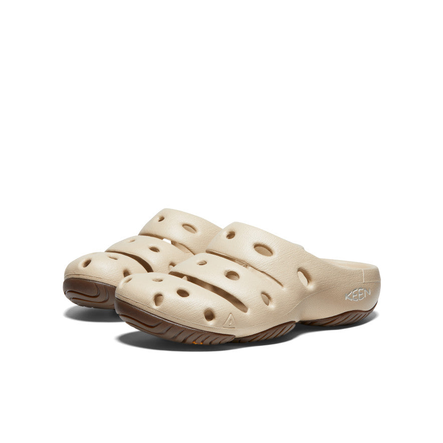 Women's Yogui Clog - Pair Angle Image