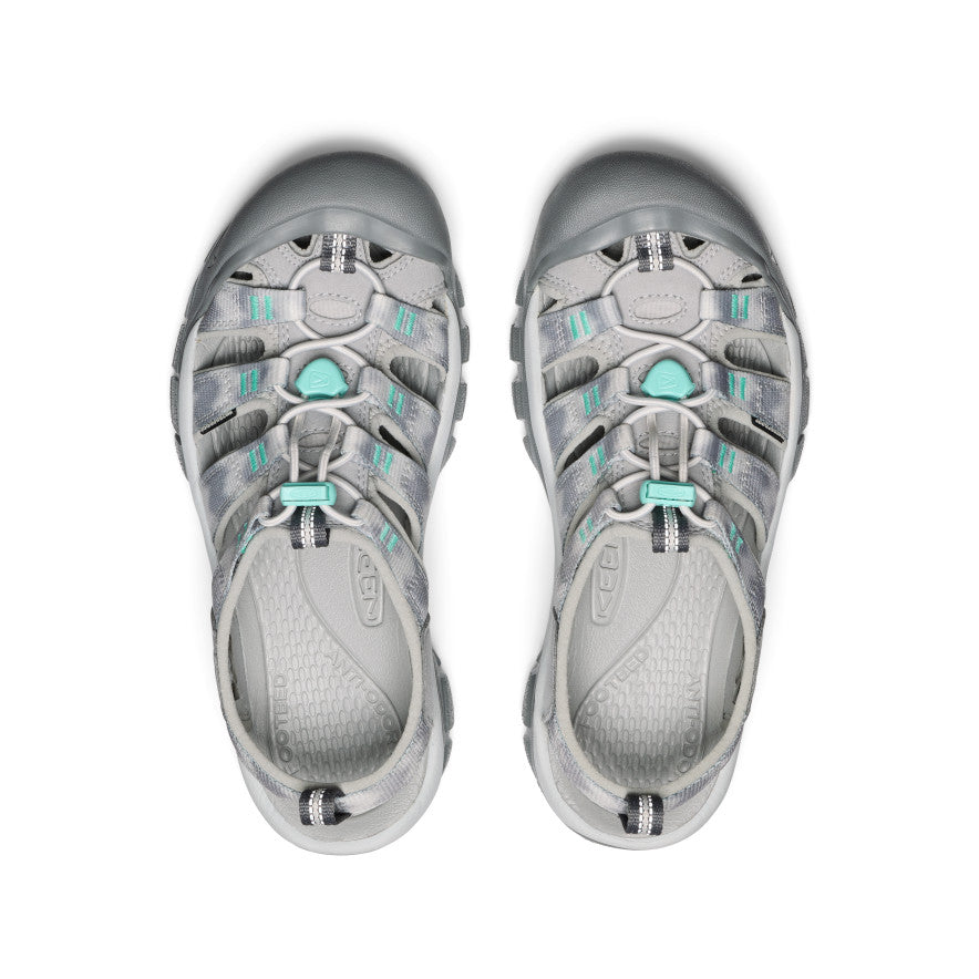 Women's Newport H2 - Pair Angle Image