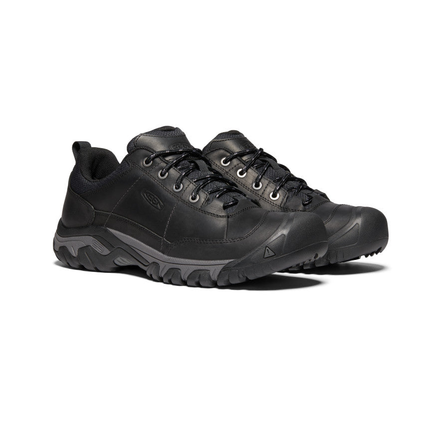 Men's Targhee III Oxford Shoe - Pair Angle Image
