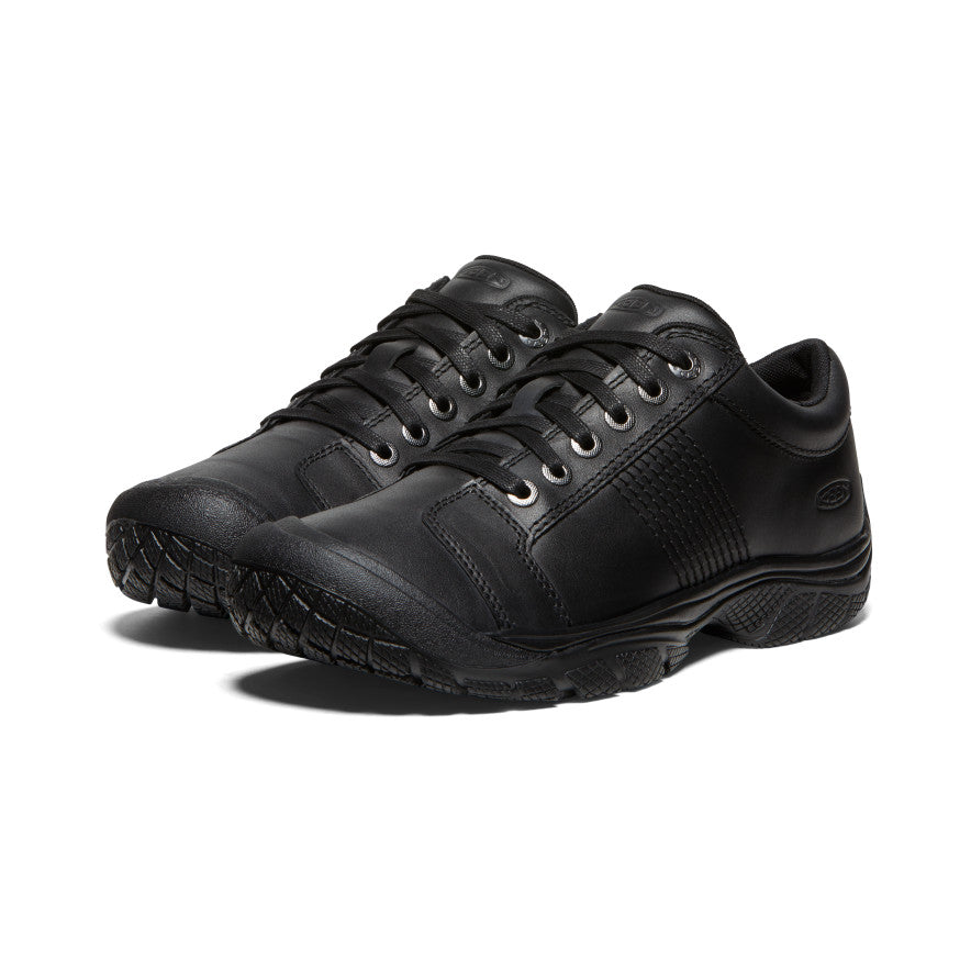 Men's PTC Oxford - Pair Angle Image